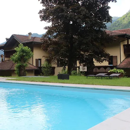 Casa Ornella レードロ